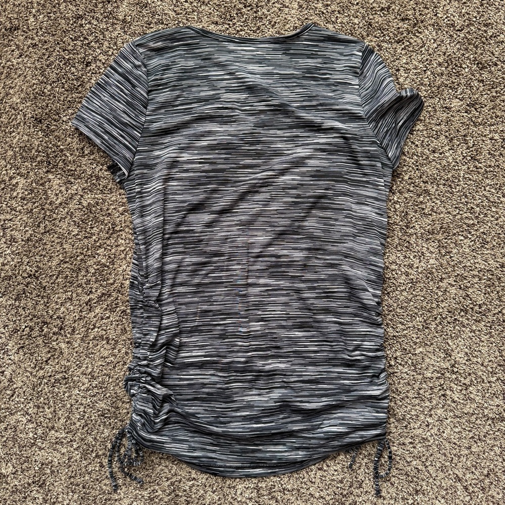 Maternity Athletic Top - Picture 4 of 4